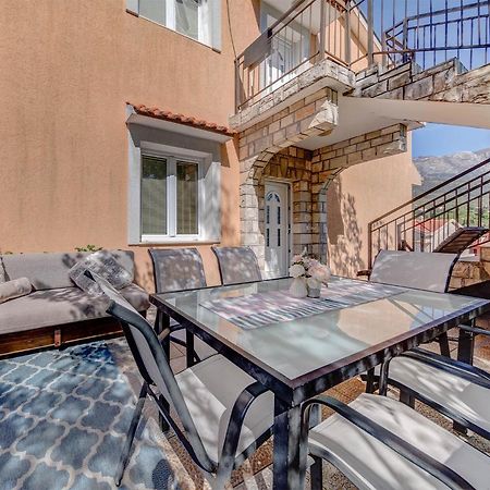 Apartments Pelle Tivat Exterior foto